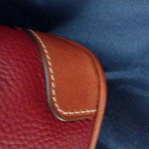 Dooney & Bourke zip top front zip bag. Gorgeous leather. Adjust strap NWOT - Picture 8 of 8